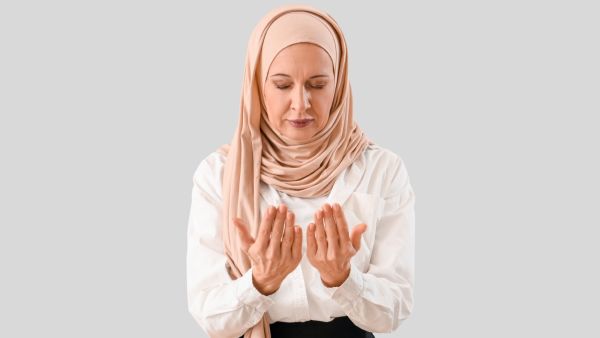 أجمل الأدعية ليوم الجمعة في أجواء الخريف