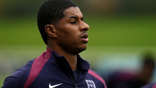 راشفورد يكشف عن مدربه المفضل في مانشستر يونايتد (Photo by Oli SCARFF / AFP) راشفورد يكشف عن مدربه المفضل في مانشستر يونايتد