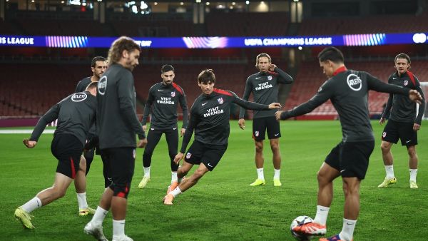 أرسنال يعتذر لأتلتيكو مدريد بعد "حادثة المياه الساخنة" في ملعب الإمارات