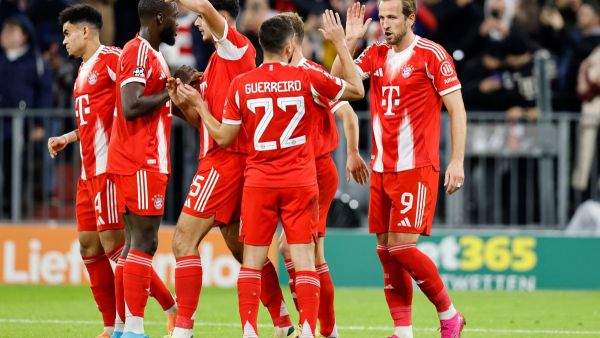 بايرن ميونخ يحطم الرقم القياسي لأفضل انطلاقة في تاريخ الدوريات الأوروبية (Photo by Alexandra BEIER / AFP) بايرن ميونخ يحطم الرقم القياسي لأفضل انطلاقة في تاريخ الدوريات الأوروبية