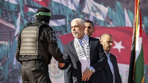 اقتراح حرق جثمان زعيم حركة حماس يحيى السنوار