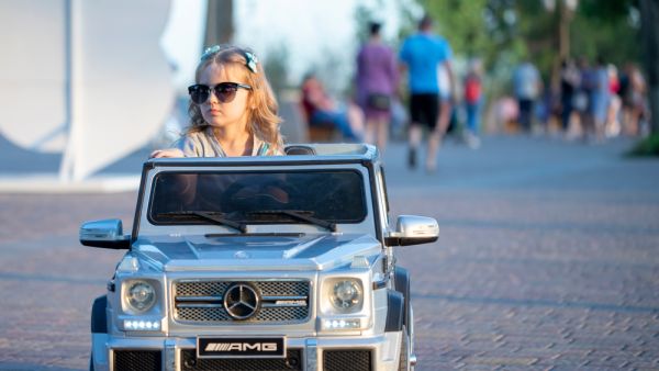 Mercedes-Benz