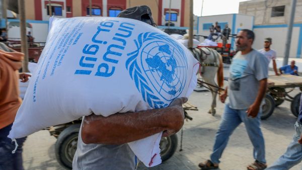 الأونروا: "لدينا مساعدات تكفي كامل غزة 3 أشهر"