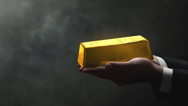 إعادة النظر في نظام الاستيراد والتصدير وترخيص مصافي ذهب في سوريا