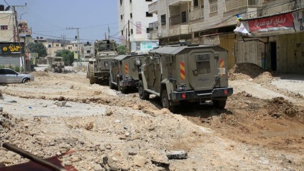 آليات إسرائيلية