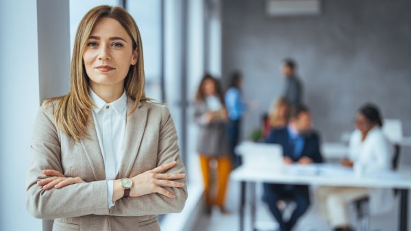 كيف تزيد من قيمتك مع الوقت؟