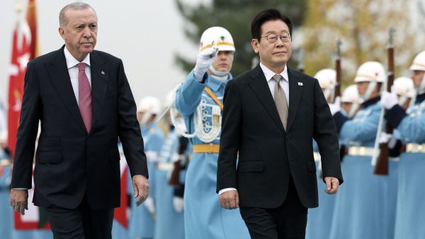 Turkey and South Korea deepen cooperation on defense and nuclear energy