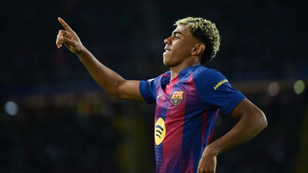 قلق داخل برشلونة من تشبّه لامين يامال بنيمار خارج الملعب