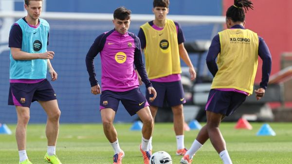 بيدري يعود إلى تدريبات برشلونة قبل مواجهة ألافيس