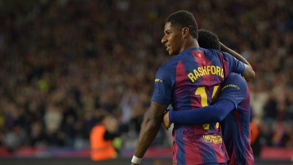 لاعب سابق يحذر النادي من شراء راشفورد