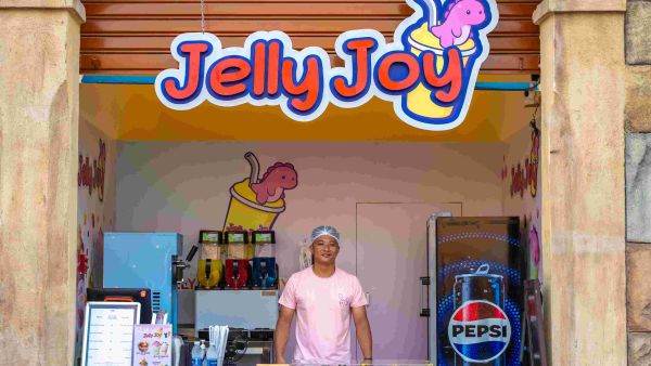 دليل نوفمبر لأبرز أكشاك الطعام في القرية العالمية