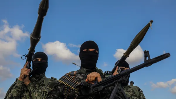  العثور على مخبأ أسلحة لحماس