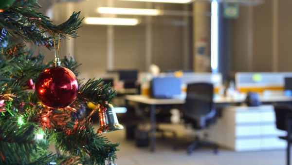 رسائل عيد الميلاد للأصدقاء والزملاء 2025