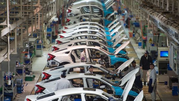 شركات تصنيع السيارات