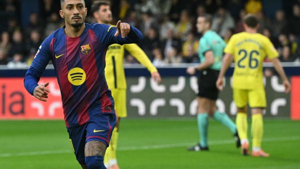 رافينيا يتصدر المشهد رغم تجاهل فيفا