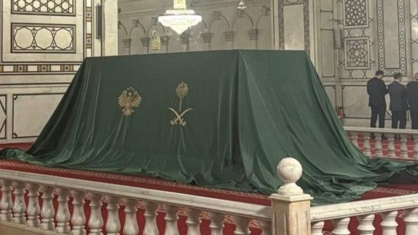 الرئيس الشرع يكشف عن هدية تاريخية بمناسبة “تحرير سوريا”