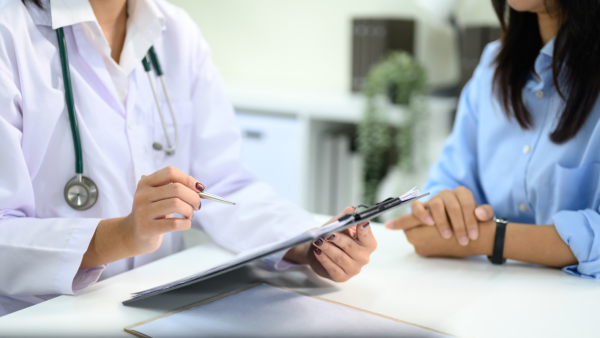 AUC Provides Business, Leadership Training for Ain Shams Medical Students