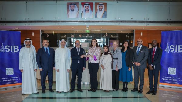 SIB Receives “Client Excellence Award” from Deutsche Bank 