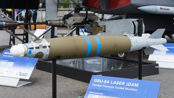 US presses Lebanon to recover unexploded US-made bomb from Beirut strike