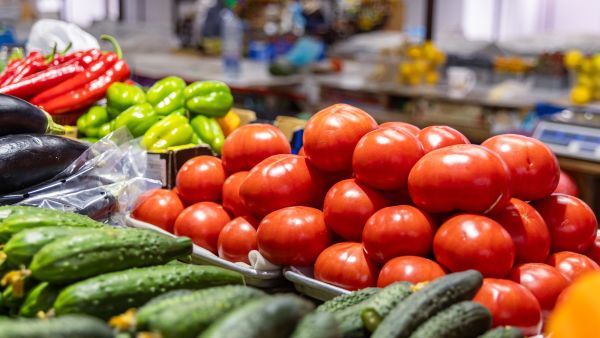 دعماً للمنتج المحلي.. سوريا توقف استيراد بعض المنتجات