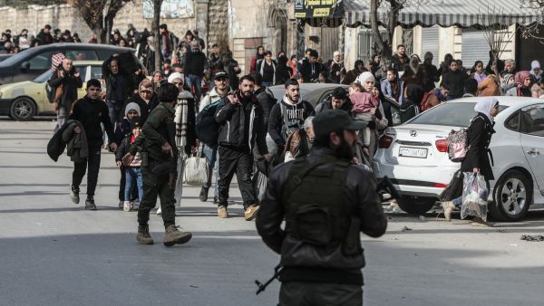 Clashes intensify between Syrian army and SDF in Aleppo