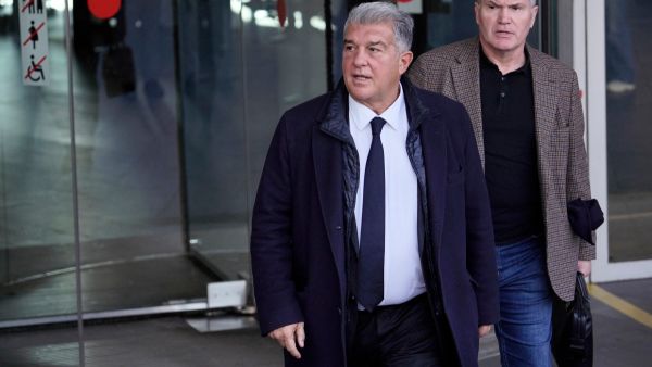 لابورتا: تفاجأنا بقرار درو بعد اتفاق مسبق مع برشلونة