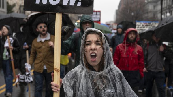 Iran in Crisis: Protests rage as US and Israel signal possible action