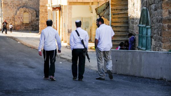 الجيش الإسرائيلي يعتمد المراقبة الإلكترونية لكبح عنف المستوطنين