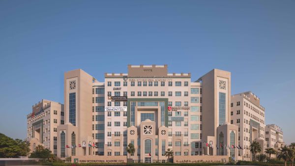 مجموعة تيكوم تستحوذ على حرم جامعي متكامل في مدينة دبي الأكاديمية العالمية