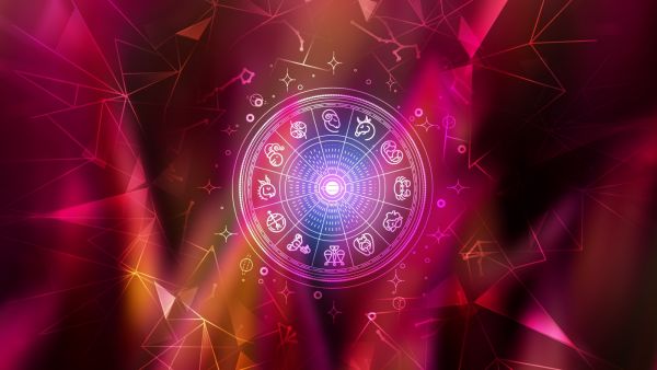 حظك الأسبوع الثاني من فبراير2026 في الحب والعمل والصحة