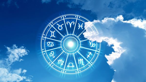 حظك في الأسبوع الرابع من فبراير 2026 على الصعيد العاطفي والمهني والصحي