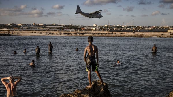 Somali passenger plane skids into ocean near Mogadishu airport