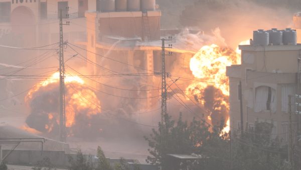 Intensified Israeli airstrikes target southern Lebanon