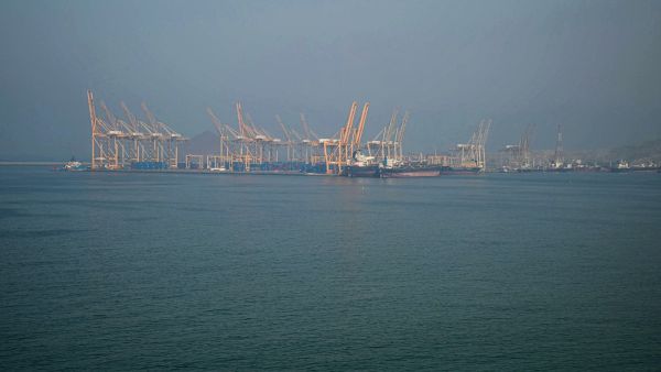 Iran offers "Huge Commercial Opportunity" to US in bid to secure nuclear deal