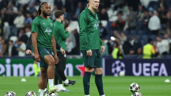 رغم الهزيمة..أسطورة السيتي يؤمن بالريمونتادا