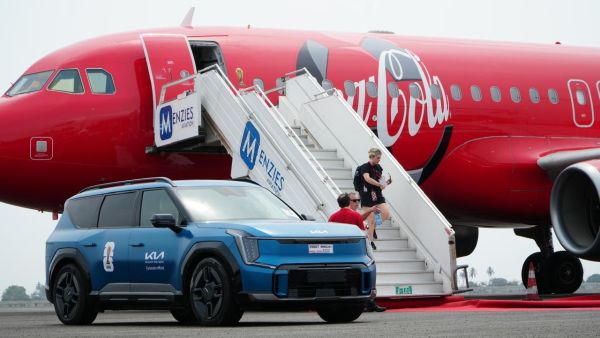 Kia Supports the Coca-Cola FIFA World Cup™ Trophy Tour with Premium Mobility Solutions Across Middle East and Africa