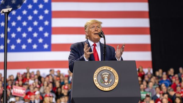 فيديو أرشيفي لدونالد ترامب خطير