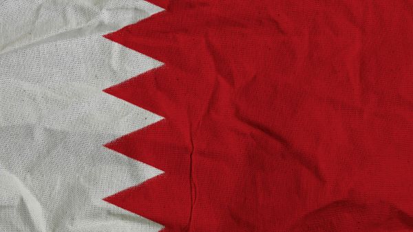 البحرين تعلن اعتراض مئات الصواريخ والطائرات المسيّرة