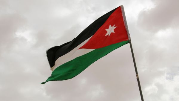 أجمل رسائل الواتساب في يوم العلم الأردني