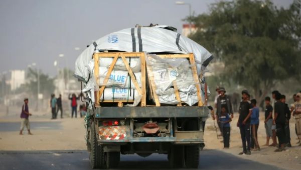 المساعدات في غزة تتباطئ 