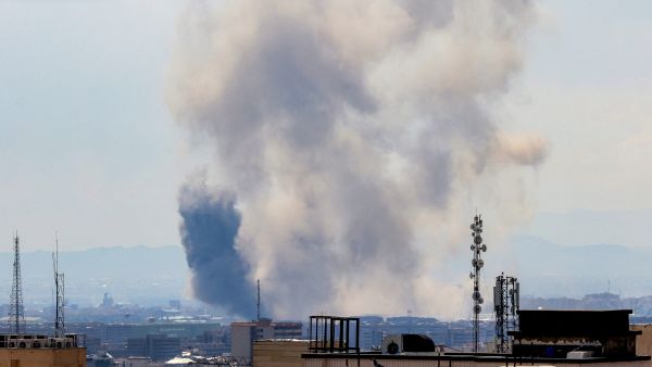 Israeli, US strikes target Iranian railways and Kharg Island ahead of Trump deadline