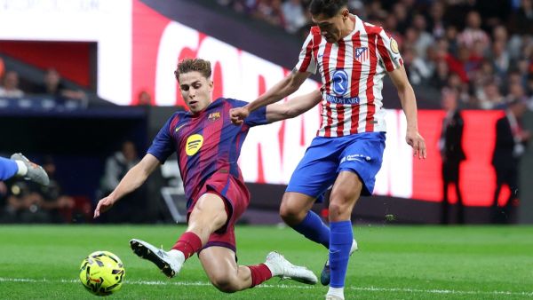 موعد مباراة برشلونة وأتلتيكو مدريد، القنوات الناقلة، والتشكيل المتوقع في قمة إسبانية أوروبية