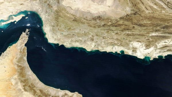 Iran Re-Closes strait of Hormuz amid rising tensions with US