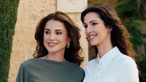 في صورة خاصة.. الملكة رانيا تهنئ الأميرة رجوة في عيد ميلادها 
