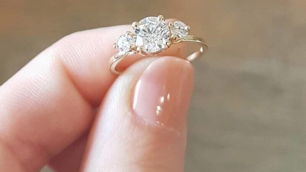 تفسير رؤية خاتم الفضة في المنام