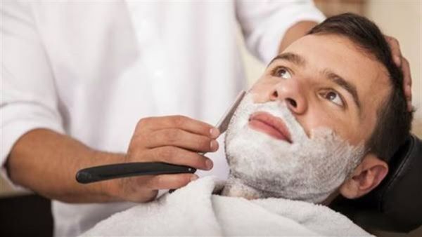 حلاقة الذقن في المنام