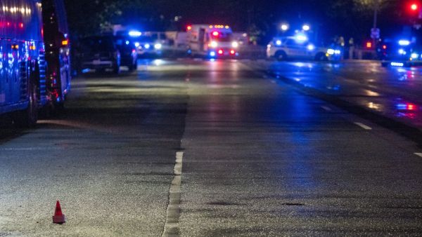 Secret Service kills armed suspect near White House after shooting at security checkpoint