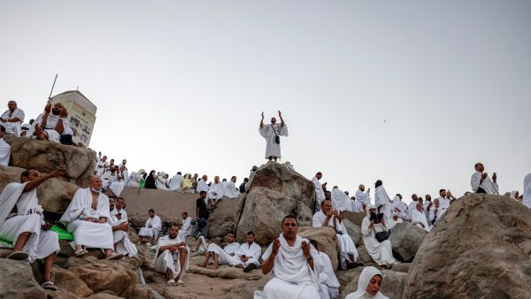 Millions gather at Arafat for spiritual climax of Hajj 2026