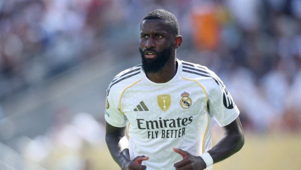 توتر متصاعد في غرفة ملابس ريال مدريد بسبب روديغر