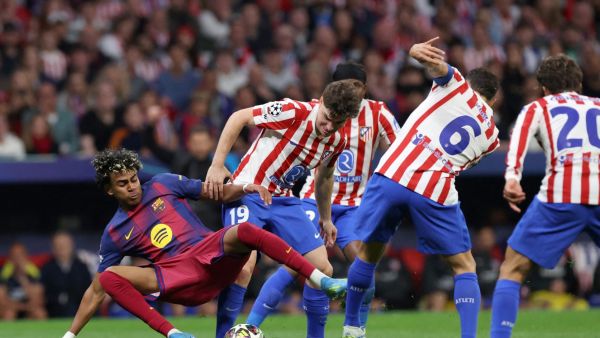 كيف نجح أتلتيكو مدريد في إقصاء برشلونة رغم موسمه المتعثر؟